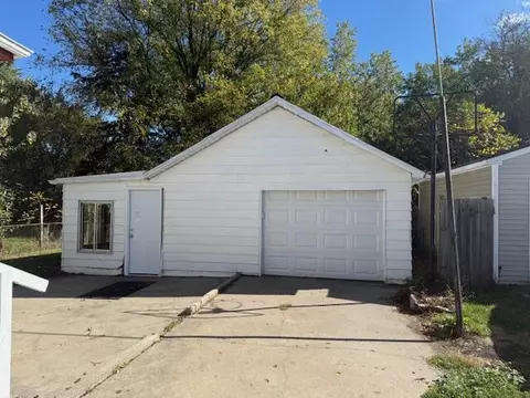 Other - 827 Wells, Jackson, MI 49202 photo 4 of 5
