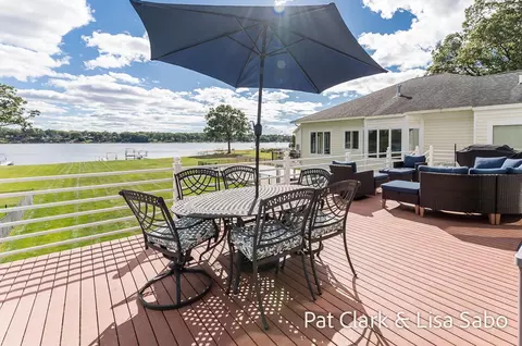 1463 Glenwood, Muskegon, MI 49445