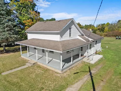 2318 E Montgomery, Hillsdale, MI 49242