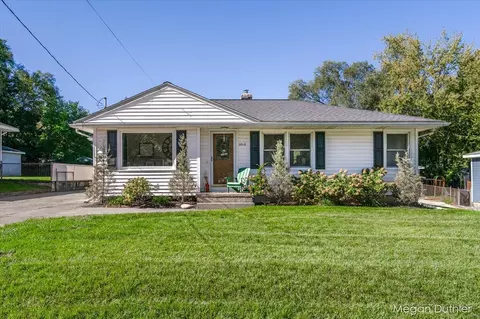 3715 Boone, Wyoming, MI 49519