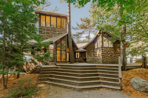 1935 S S Gln, Shelby, MI 49455