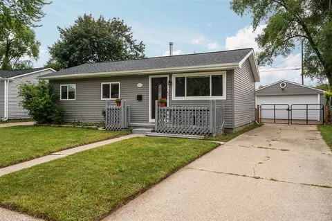 2814 Appleridge, Ypsilanti, MI 48198