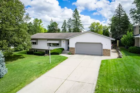 1840 Keyhill, Grand Rapids, MI 49546