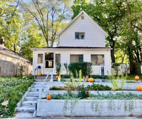 2142 Saint Charles, Grand Rapids, MI 49507