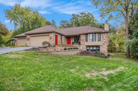 2376 Bob White, Grand Rapids, MI 49546