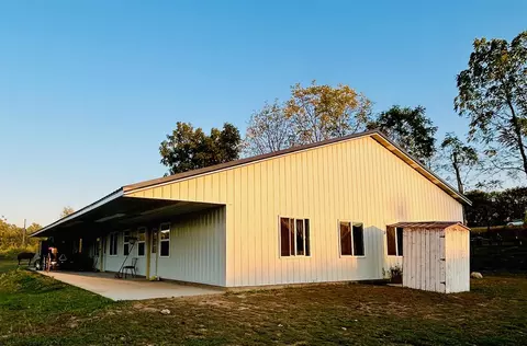 7982 W Remus, Remus, MI 49340