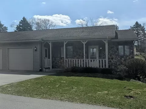 4528 N N Vly, Grand Rapids, MI 49525