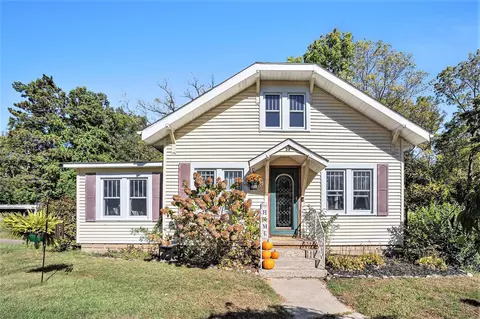 29 E Langley, Battle Creek, MI 49015