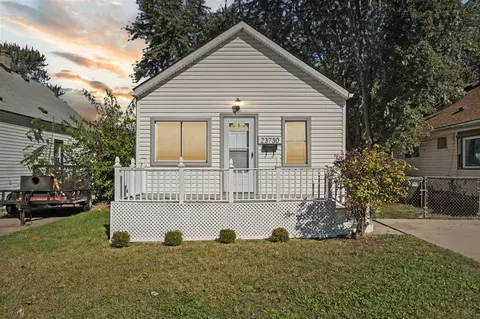 23730 Brest, Taylor, MI 48180