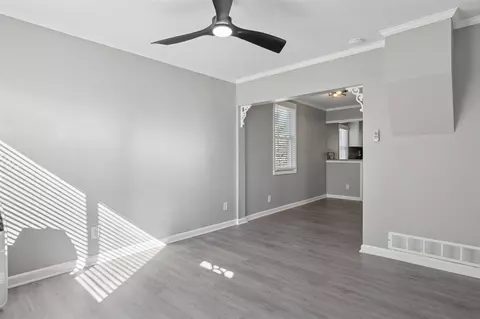 23730 Brest, Taylor, MI 48180 photo 12