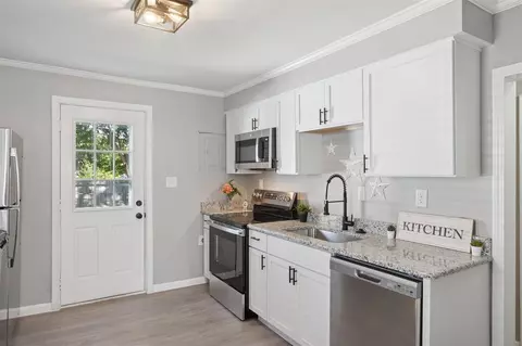 23730 Brest, Taylor, MI 48180 photo 17