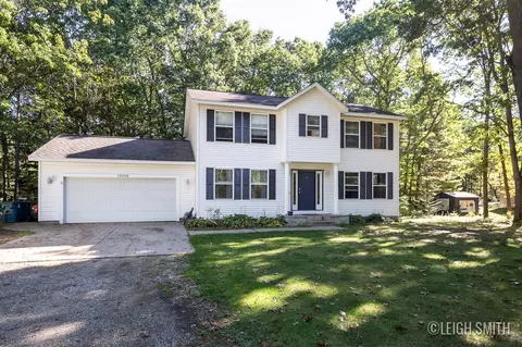 13736 144th, Grand Haven, MI 49417