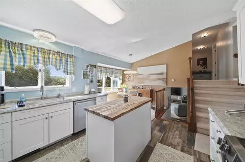 Kitchen - 7165 Clinton, Jackson, MI 49201 photo 4 of 5