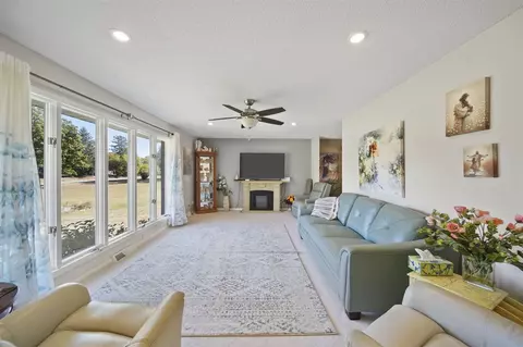 Living - 7165 Clinton, Jackson, MI 49201 photo 1 of 4