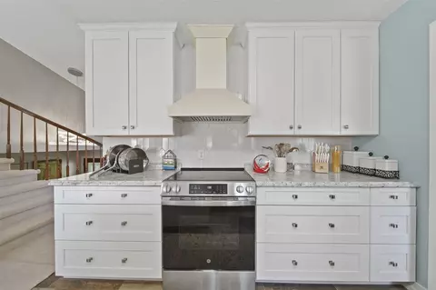 Kitchen - 7165 Clinton, Jackson, MI 49201 photo 5 of 5