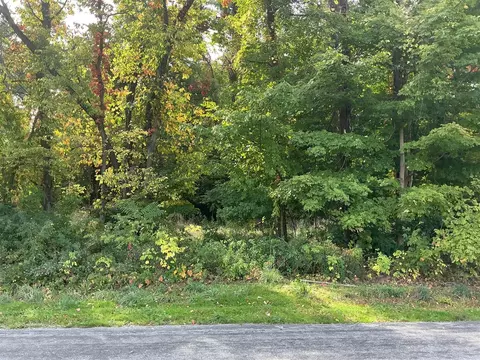 61755 52nd, Hartford, MI 49057