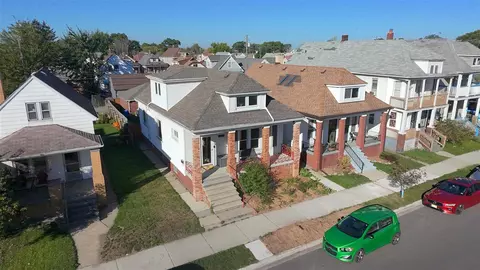 12051 Fleming, Hamtramck, MI 48212
