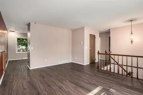 623 Glenview, Plainwell, MI 49080 photo 5