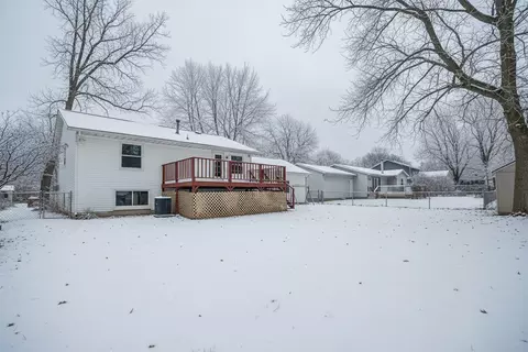 623 Glenview, Plainwell, MI 49080 photo 28