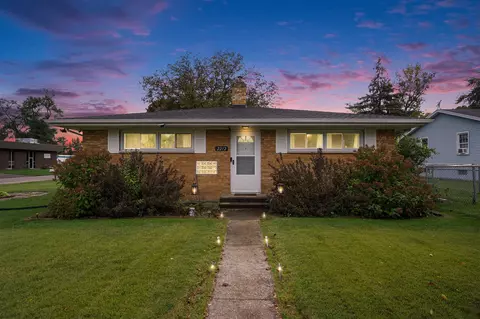 2212 Helen, Portage, MI 49002