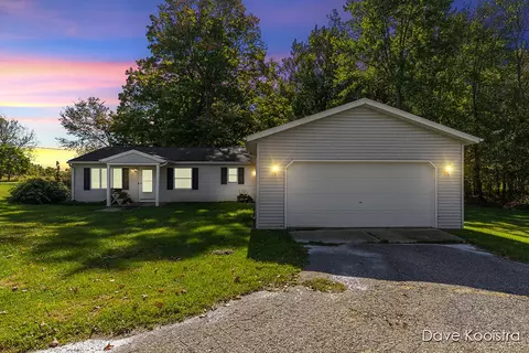 6860 108th, Middleville, MI 49333
