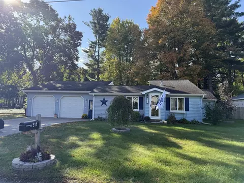 511 Eureka, Greenville, MI 48838