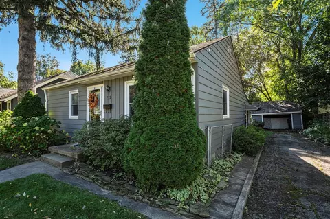 712 E Frst, Ypsilanti, MI 48198