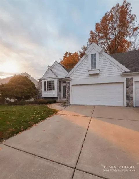 260 Coppersmith, Mason, MI 48854