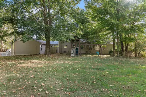 Exterior - 238 N Maple, Freeport, MI 49325 photo 5 of 8