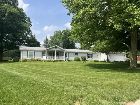 376 W Charlotte, Centreville, MI 49032