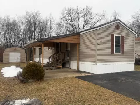 545 E Streambank, Newaygo, MI 49337