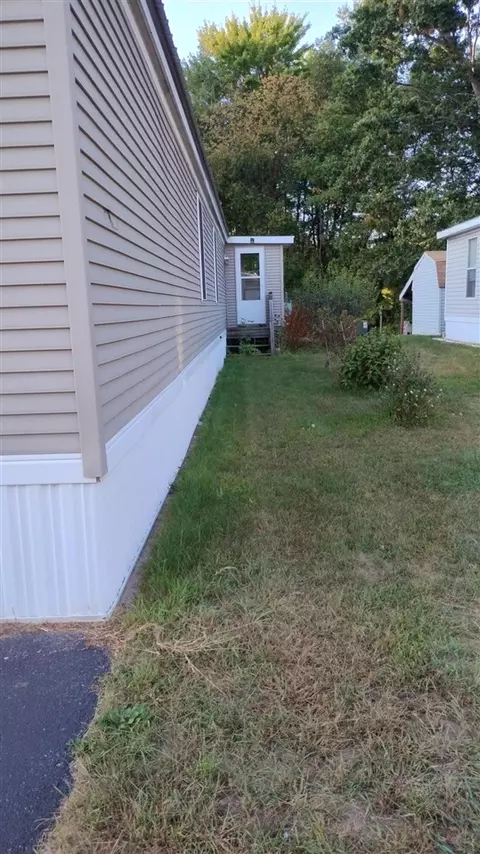 545 E Streambank, Newaygo, MI 49337 photo 13