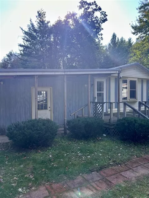 1516 E Rustic, White Cloud, MI 49349 photo 3