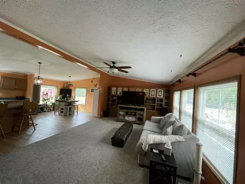 Living - 9850 Springport, Parma, MI 49269 photo 1 of 2