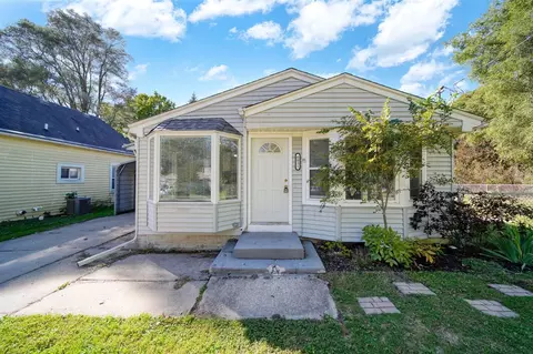 6031 Rutherford, East Lansing, MI 48823