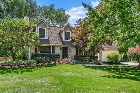 6343 Rose Arbour, Kalamazoo, MI 49009