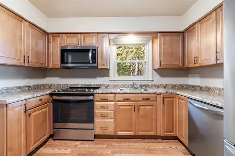 1950 Catalina, Jackson, MI 49201 photo 11
