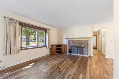 1950 Catalina, Jackson, MI 49201 photo 4