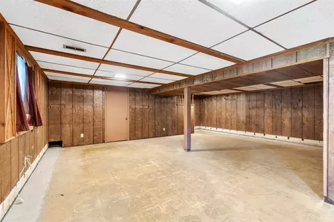 1950 Catalina, Jackson, MI 49201 photo 26