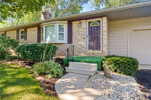 1950 Catalina, Jackson, MI 49201 photo 2