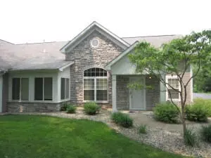 498 Ashton Lk, Battle Creek, MI 49015