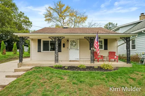 931 Frederick, Grand Rapids, MI 49504