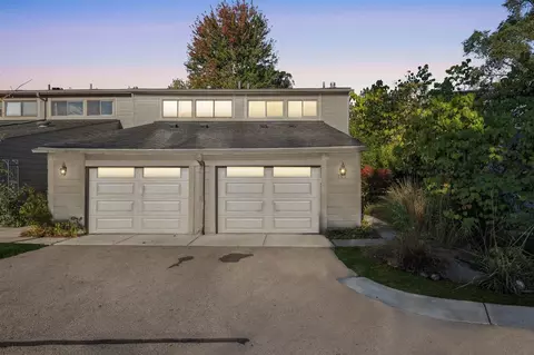 747 Peninsula, Ann Arbor, MI 48105