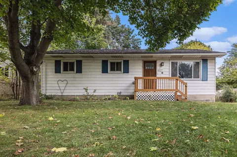 1027 Parkwood, Ypsilanti, MI 48198