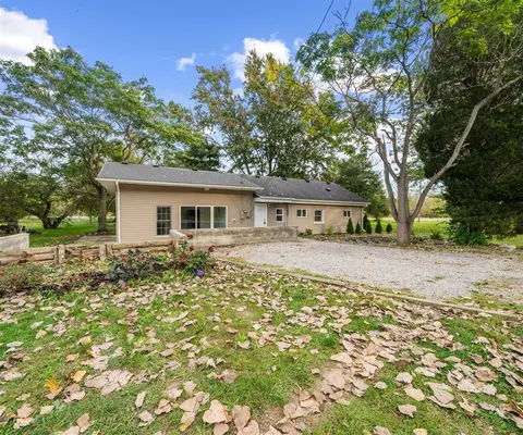 12829 C, La Salle, MI 48145