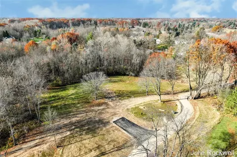 4276 Bradford, Grand Rapids, MI 49525