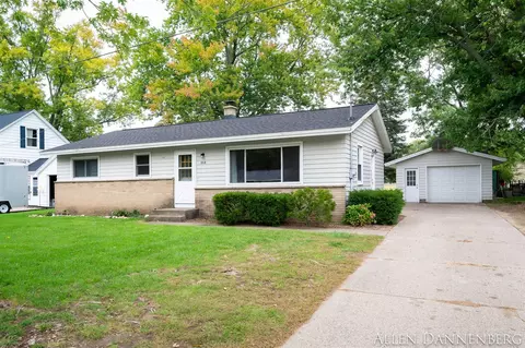 1818 104th, Zeeland, MI 49464