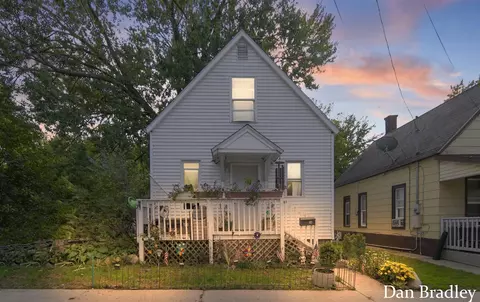 24 Mathews, Grand Rapids, MI 49505