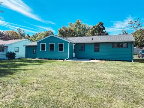 Exterior - 558 N Mckenzie, Adrian, MI 49221 photo 2 of 2
