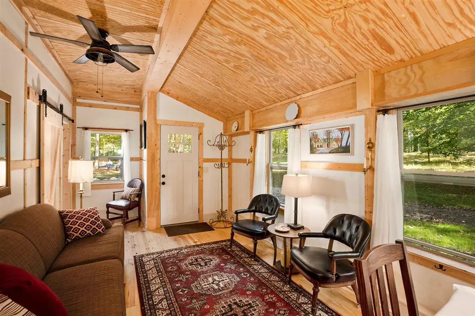 Living - 8999 S Ferris, Grant, MI 49327 photo 4 of 4